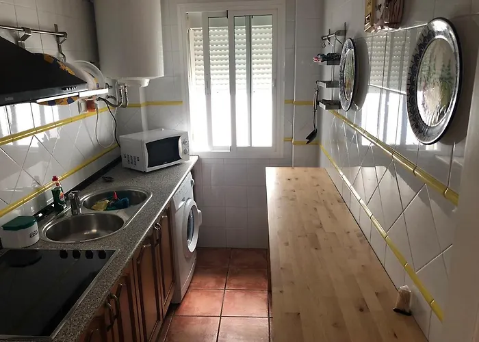 Conil Frente A La Playa Carril De La Fuente *