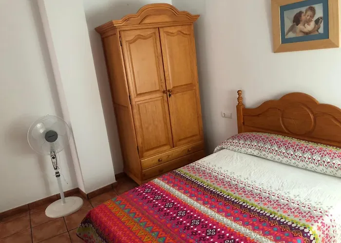 Conil Frente A La Playa Carril De La Fuente קוניל דה לה פרונטרה